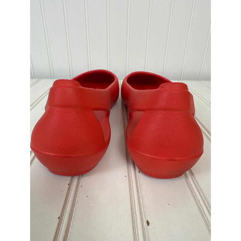 Crocs Sienna Flat Women Size 8 Red Orange Slip - On Shoes